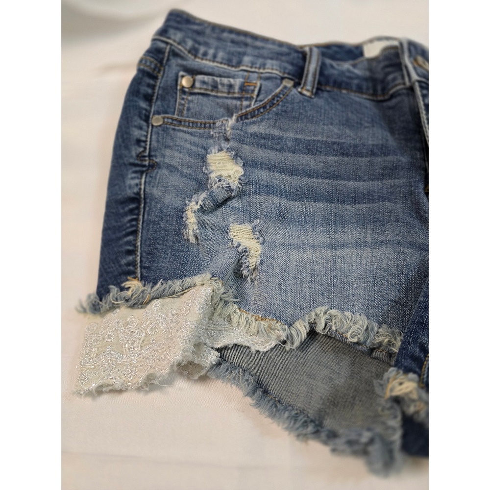 Torrid Denim Womens Size 12 Distressed Lace Trim Raw Hem Jean Shorts Medium Wash - Picture 3 of 7